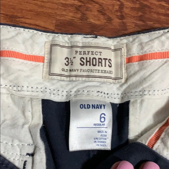 Navy Blue Old Navy shorts - Picture 3 of 3